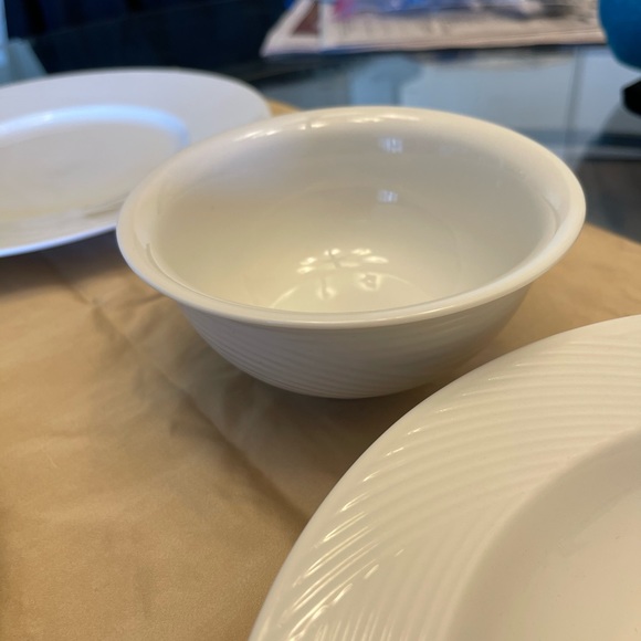 Dansk Tapestries Dinnerware, Service for 12 - Picture 6 of 9